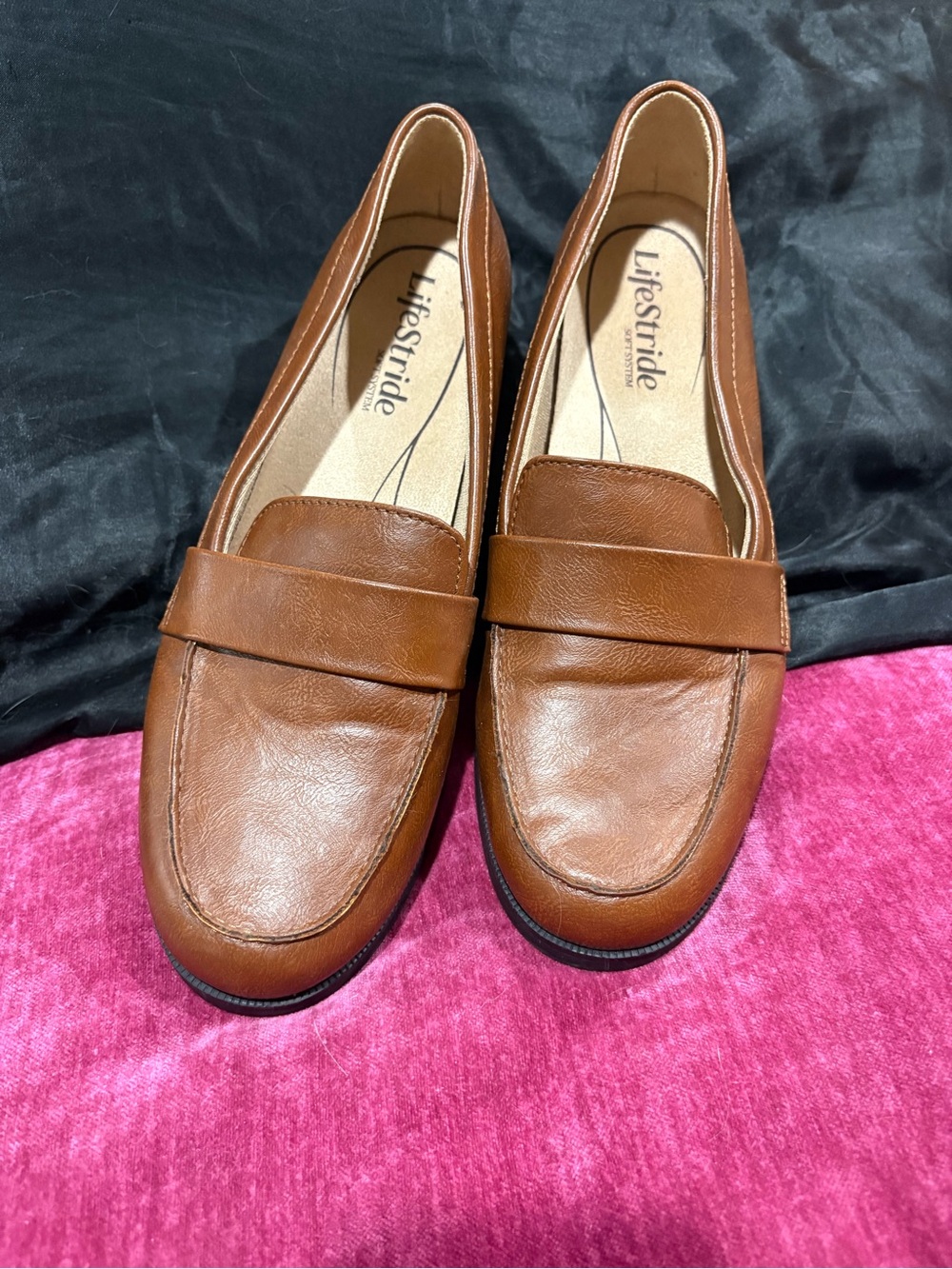 Life Stride Tan/Brown Classic Penny Loafers